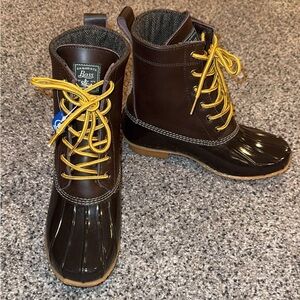 G.H. Bass & Co. Dark Brown Boots with Yellow Laces